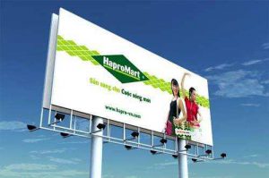 bien quang cao ngoai troi